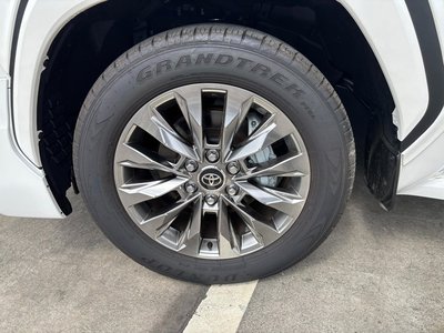 صورة مصغرة 25 لـ 2024 Toyota LAND CRUISER 300