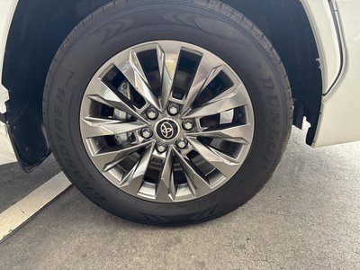 صورة مصغرة 21 لـ 2024 Toyota LAND CRUISER 300