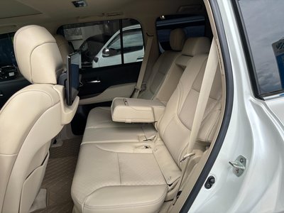 صورة مصغرة 39 لـ 2024 Toyota LAND CRUISER 300