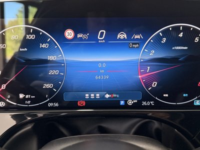 MERCEDES-BENZ E-CLASS - 8