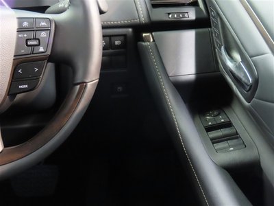 2023 Toyota ALPHARD — миниатюра 17
