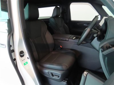 2023 Toyota ALPHARD — фото 10