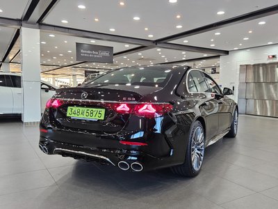 MERCEDES-BENZ E-CLASS - 5