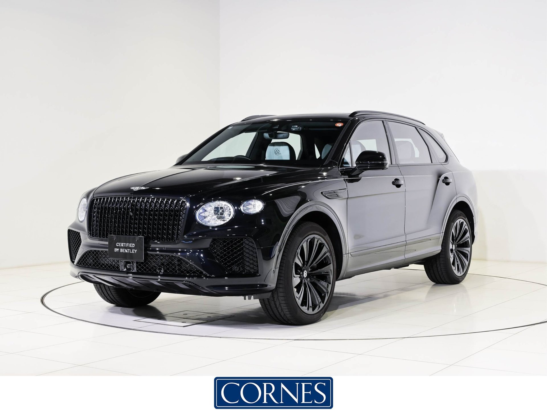 BENTLEY BENTAYGA - View 1