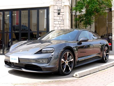2022 Porsche TAYCAN 照片 1