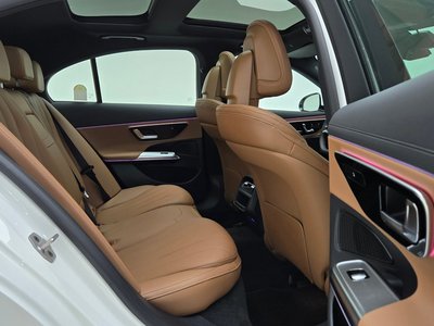 MERCEDES-BENZ E-CLASS - 10