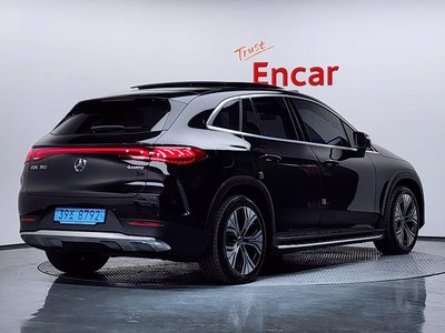 MERCEDES-BENZ EQE SUV - 4