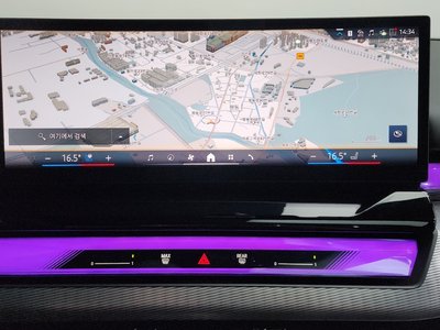 2025 BMW 5 SERIES — миниатюра 18