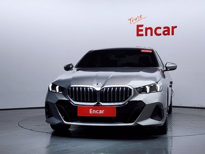 صورة 3 لـ 2025 BMW 5 SERIES