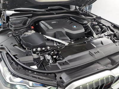 صورة 7 لـ 2025 BMW 5 SERIES