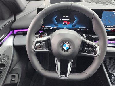 2025 BMW 5 SERIES — миниатюра 19