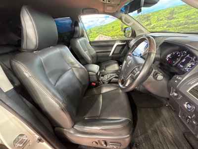 TOYOTA LAND CRUISER - 8