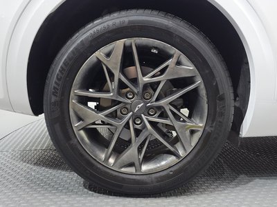 صورة 6 لـ 2021 Genesis GV70