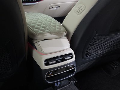 2021 Genesis GV70 — миниатюра 25