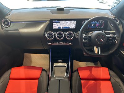 2025 Mercedes-BENZ GLA — фото 2