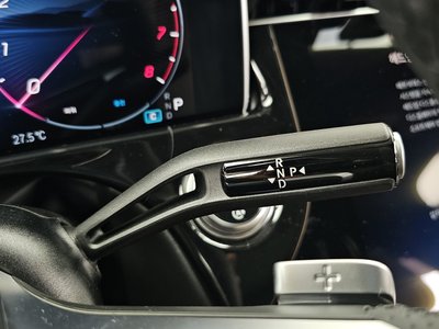 MERCEDES-BENZ E-CLASS - 9