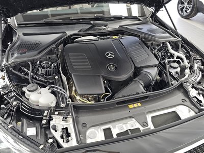 MERCEDES-BENZ E-CLASS - 7
