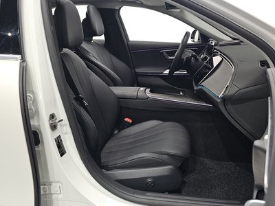 MERCEDES-BENZ E-CLASS - 10