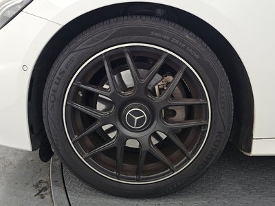 MERCEDES-BENZ E-CLASS - 6