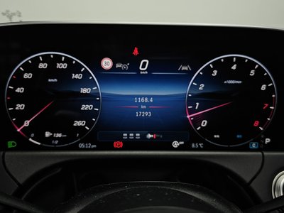 MERCEDES-BENZ E-CLASS - 8