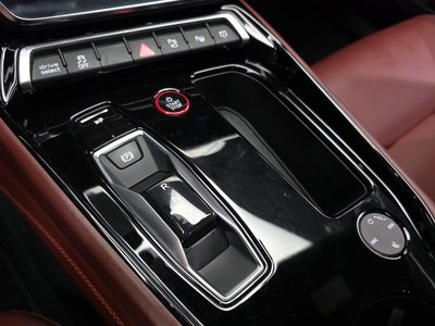 2022 AUDI E-TRON GT 缩略图 12