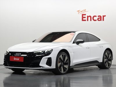 صورة 1 لـ 2022 AUDI E-TRON GT