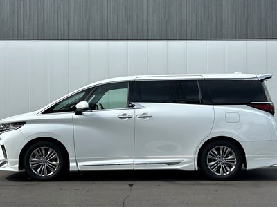 2023 Toyota ALPHARD — фото 8