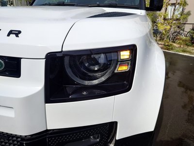 LAND ROVER DEFENDER - 9