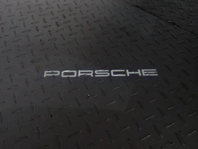 2023 Porsche CAYENNE thumbnail 25
