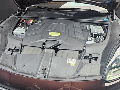 صورة 7 لـ 2023 Porsche CAYENNE
