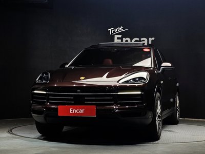 صورة 2 لـ 2023 Porsche CAYENNE