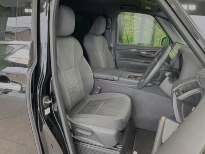 TOYOTA ALPHARD - 8