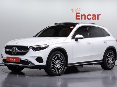 صورة 1 لـ 2023 Mercedes-BENZ GLC
