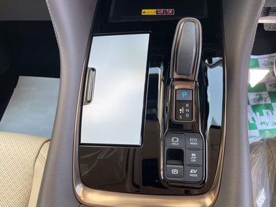 صورة مصغرة 51 لـ 2025 Toyota ALPHARD