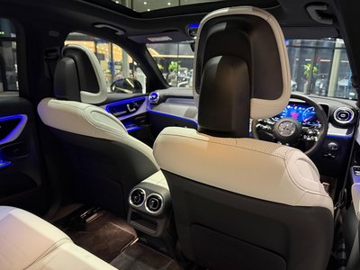 MERCEDES-BENZ GLC - 7