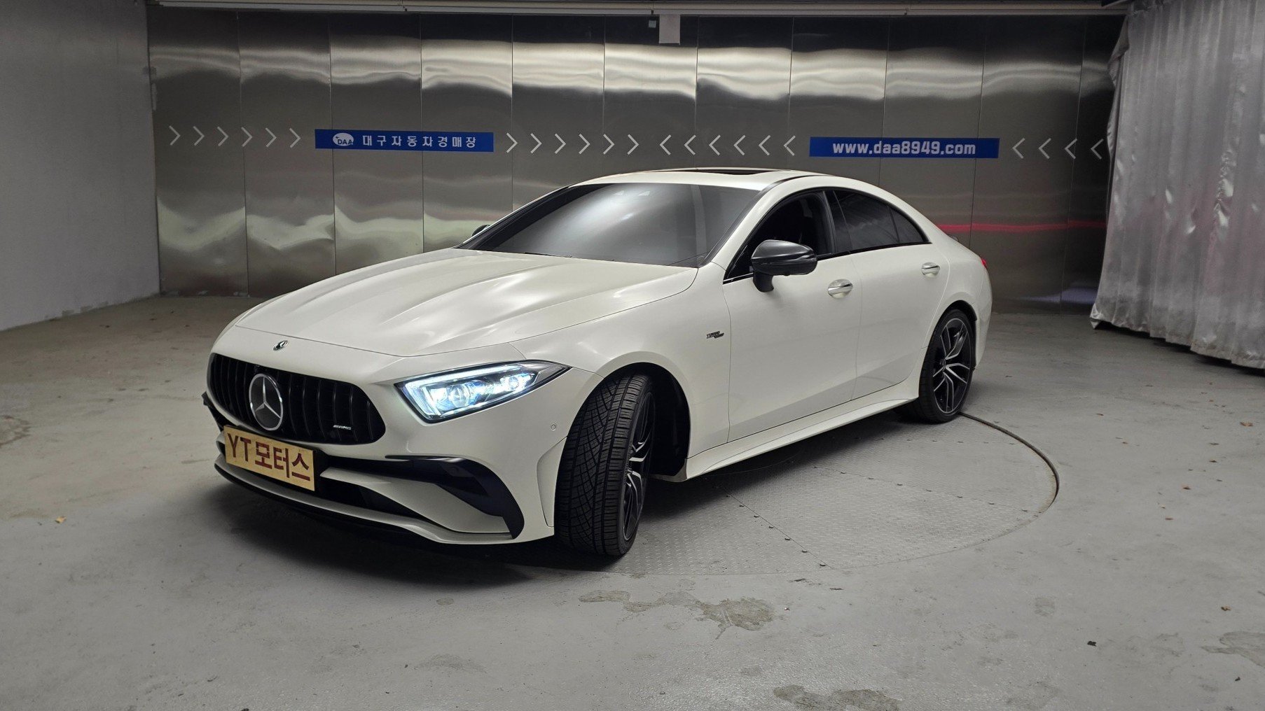 MERCEDES-BENZ CLS - View 1