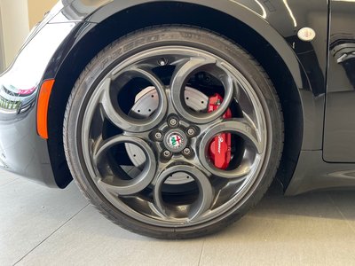 2021 ALFA Romeo 4C 照片 14