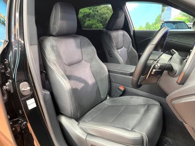 صورة مصغرة 11 لـ 2024 Lexus RX
