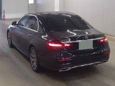 MERCEDES-BENZ E-CLASS - 2