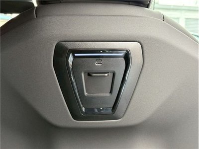 صورة مصغرة 35 لـ 2024 BMW 5 SERIES