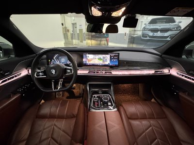 BMW 7 SERIES - 4