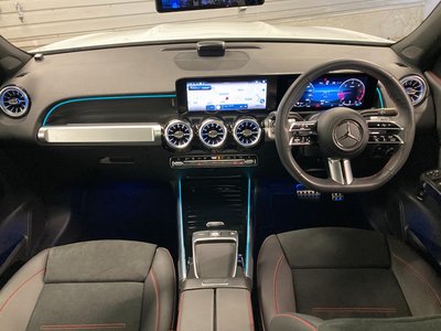 MERCEDES-BENZ GLB - 10