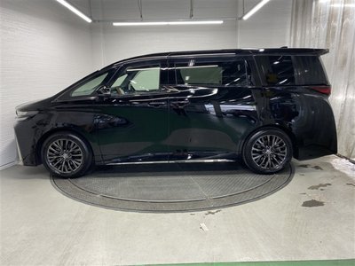 صورة 2 لـ 2023 Toyota VELLFIRE