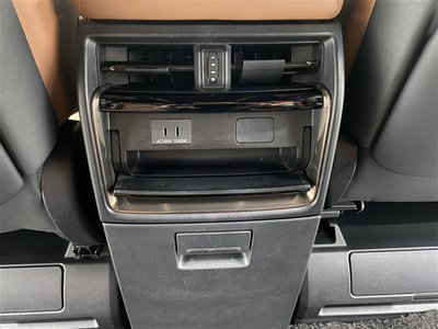 صورة 30 لـ 2023 Toyota VELLFIRE