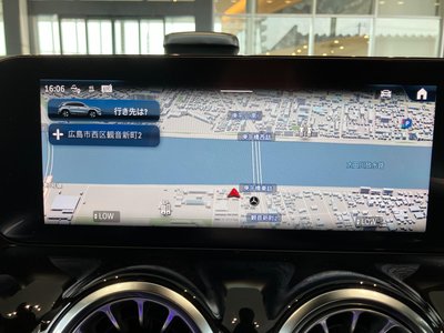 MERCEDES-BENZ GLA - 10
