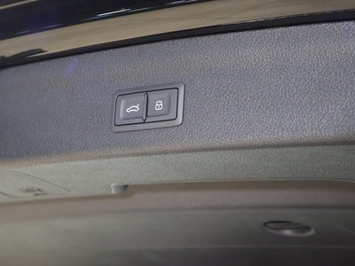 صورة 8 لـ 2025 AUDI Q3