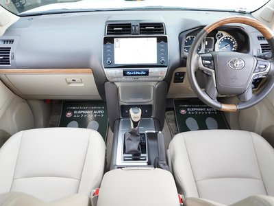 TOYOTA LAND CRUISER PRADO - 5