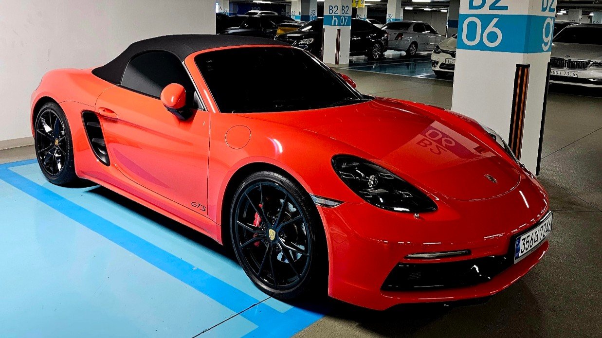 PORSCHE 718 - View 1