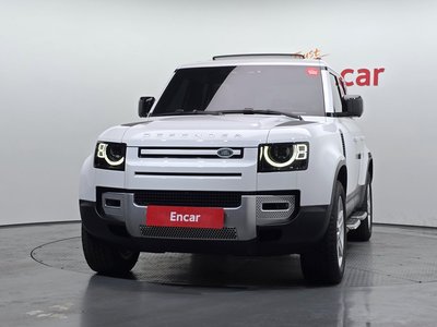 LAND ROVER DEFENDER - 2