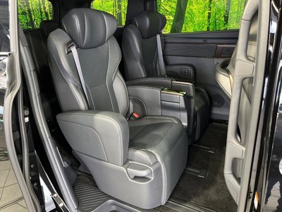TOYOTA ALPHARD - 9